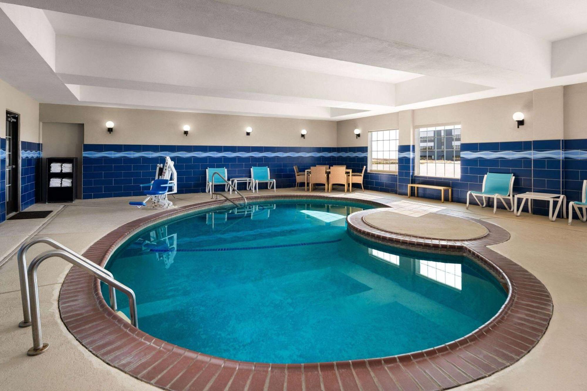La Quinta By Wyndham Denton - University Drive Kültér fotó