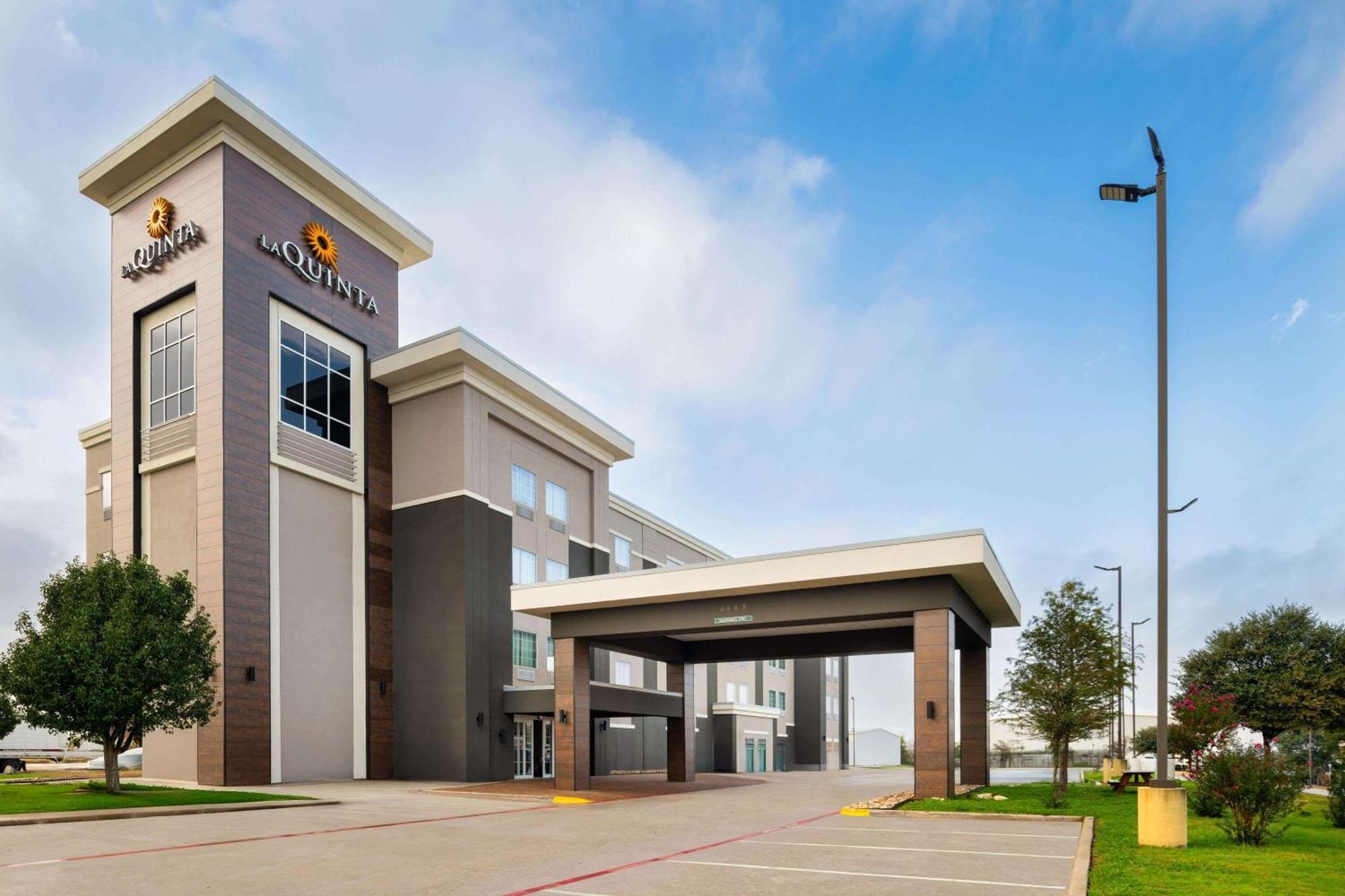 La Quinta By Wyndham Denton - University Drive Kültér fotó
